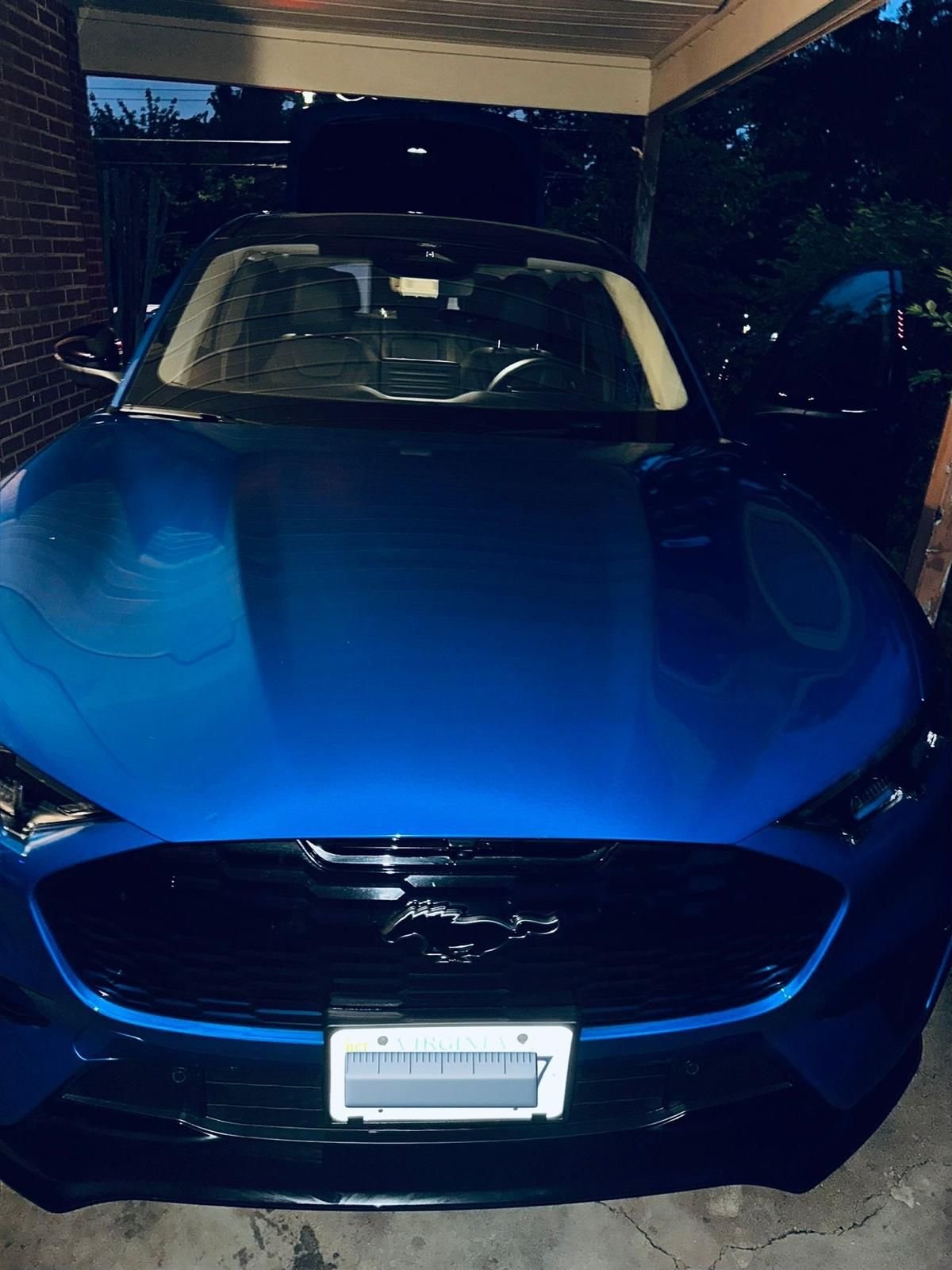 Exterior detailing photo