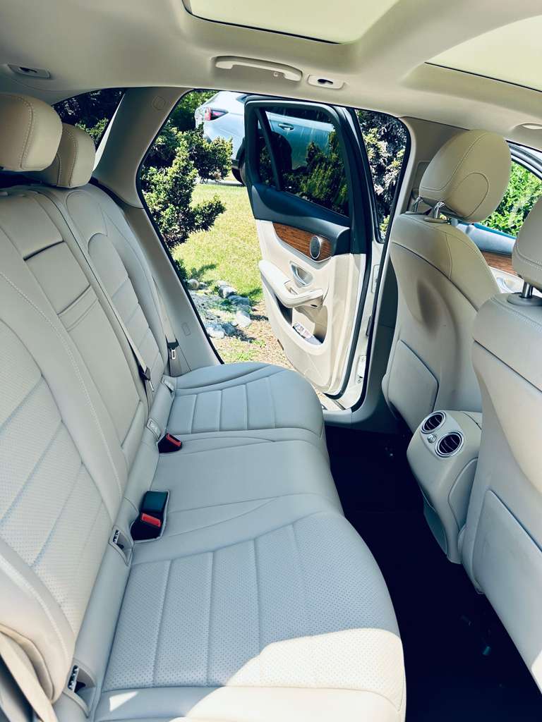 Deep interior seat cleaning